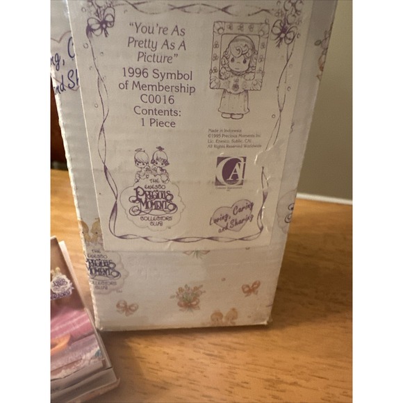 Precious Moment You're As Pretty As A Picture #C0016 New In Box 1996 - Picture 7 of 7